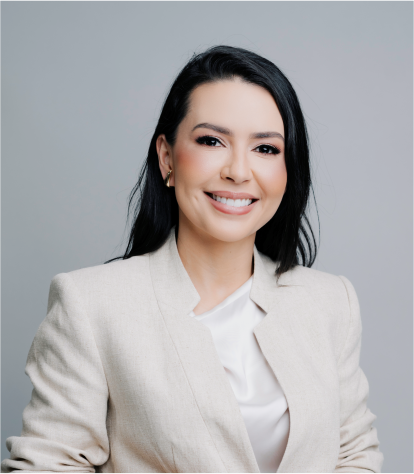 Foto da Dra. Andressa Meireles